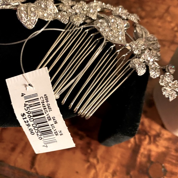 Swarovski Bridal Hair Ornament/Comb - Picture 3 of 8